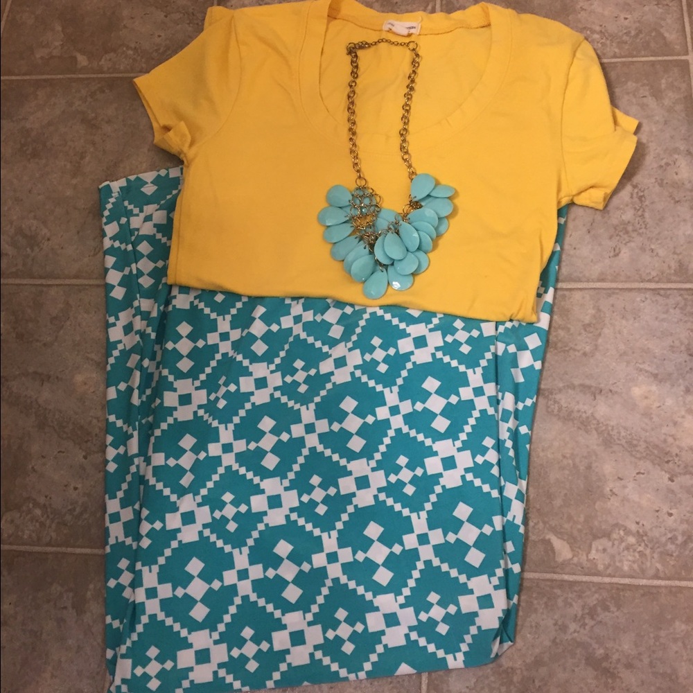 Tribal print like Maxi skirt