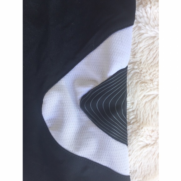 Clima365 black adidas top - Picture 4 of 4