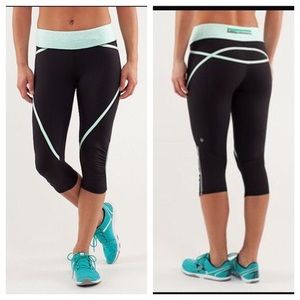 Lululemon Pace Crop Black/Mint