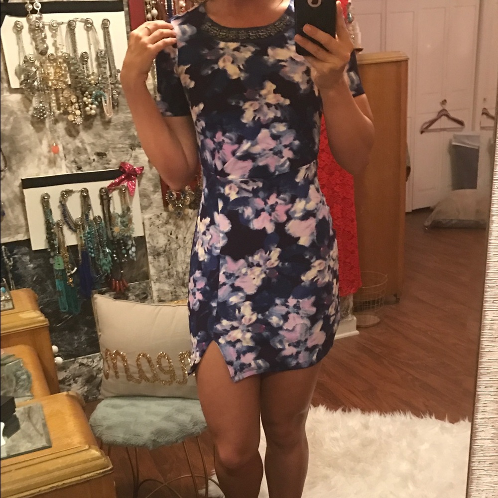 Jessica Simpson mini