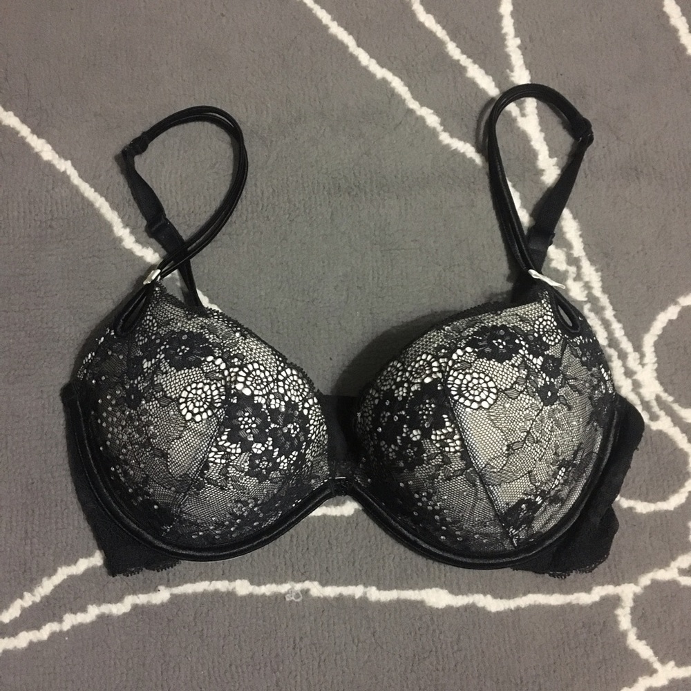 Victoria's Secret bling push up bra
