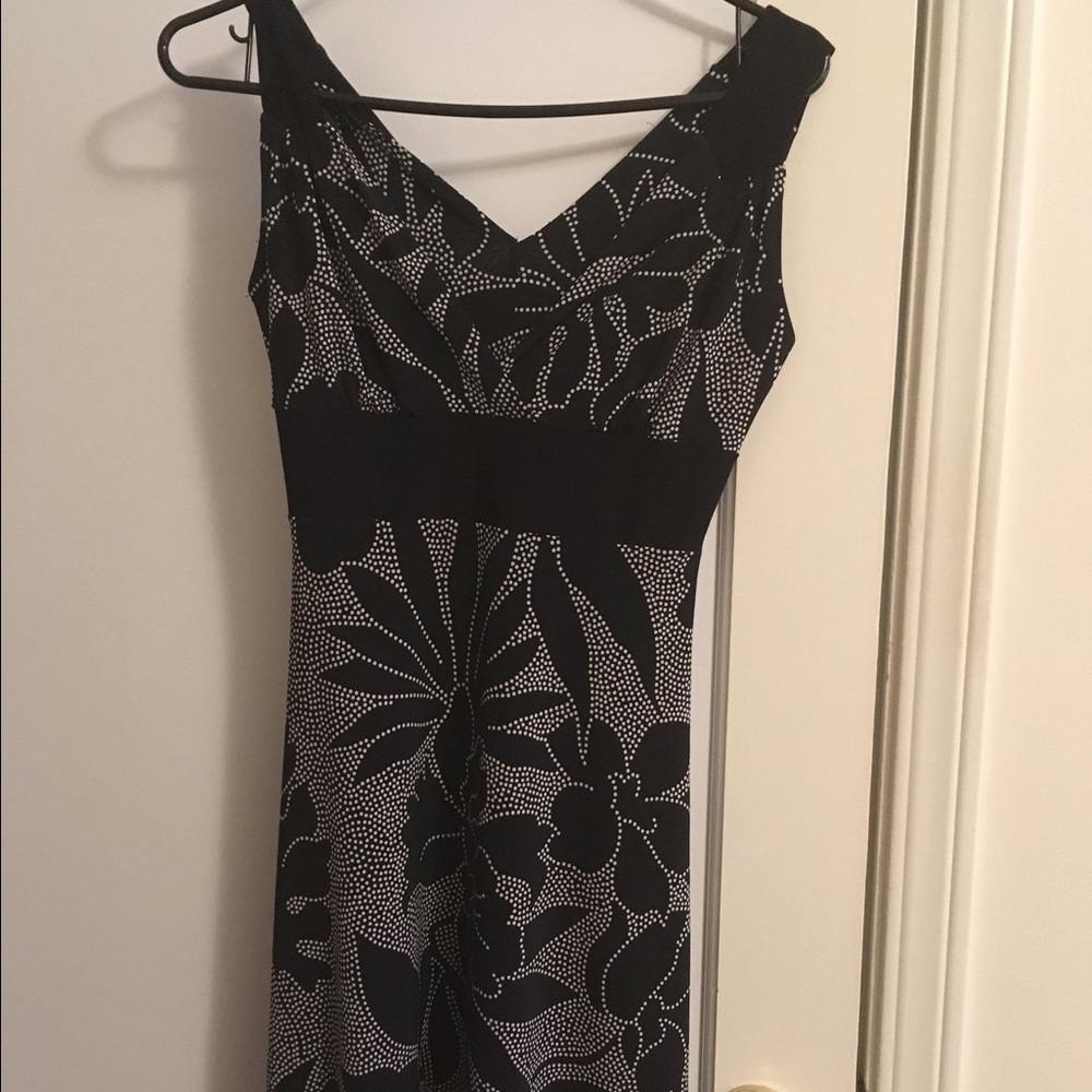 Black little dress with floral print