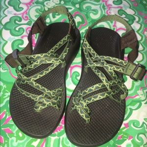 chacos