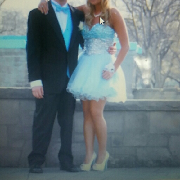 Prom Dress - Picture 4 of 4