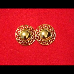 Monet Round Chain Link Clip on Earrings
