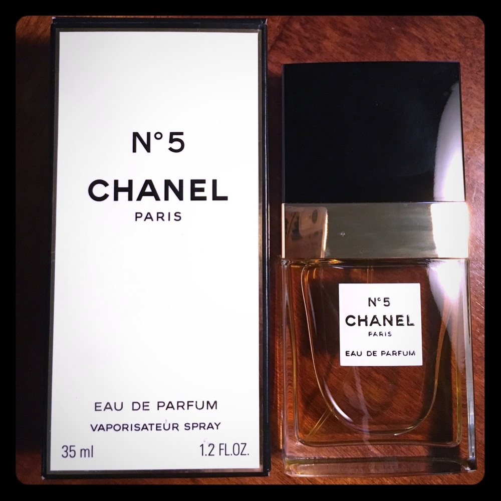 Chanel No.5 Eau De Parfum 1.2 FL.OZ (Vintage)