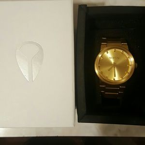 WATCH, BRAND NEW, NEVER WORN