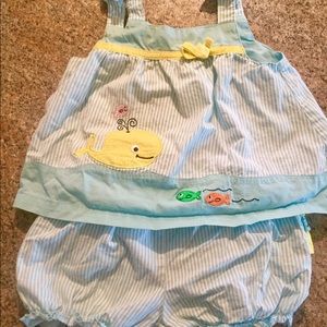 Yellow/blue whale shirt and ruffle bloomers!