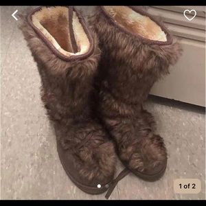 Cute Furry Boots