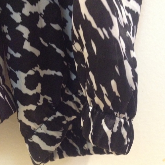 Printed jumpsuit - Picture 2 of 3