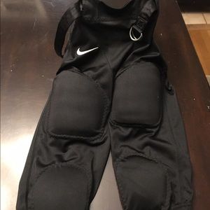 Boys football pants. Size youth large.