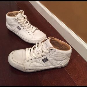 Men's white ugg shoes