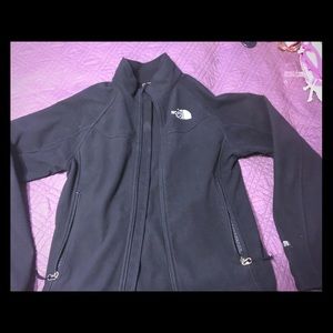 North face black fleece jacket