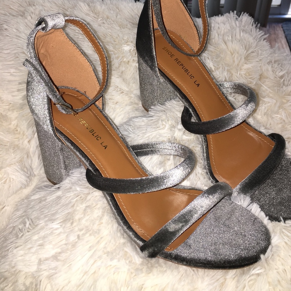 SOLD. Suede Heels