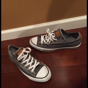 Men's converse