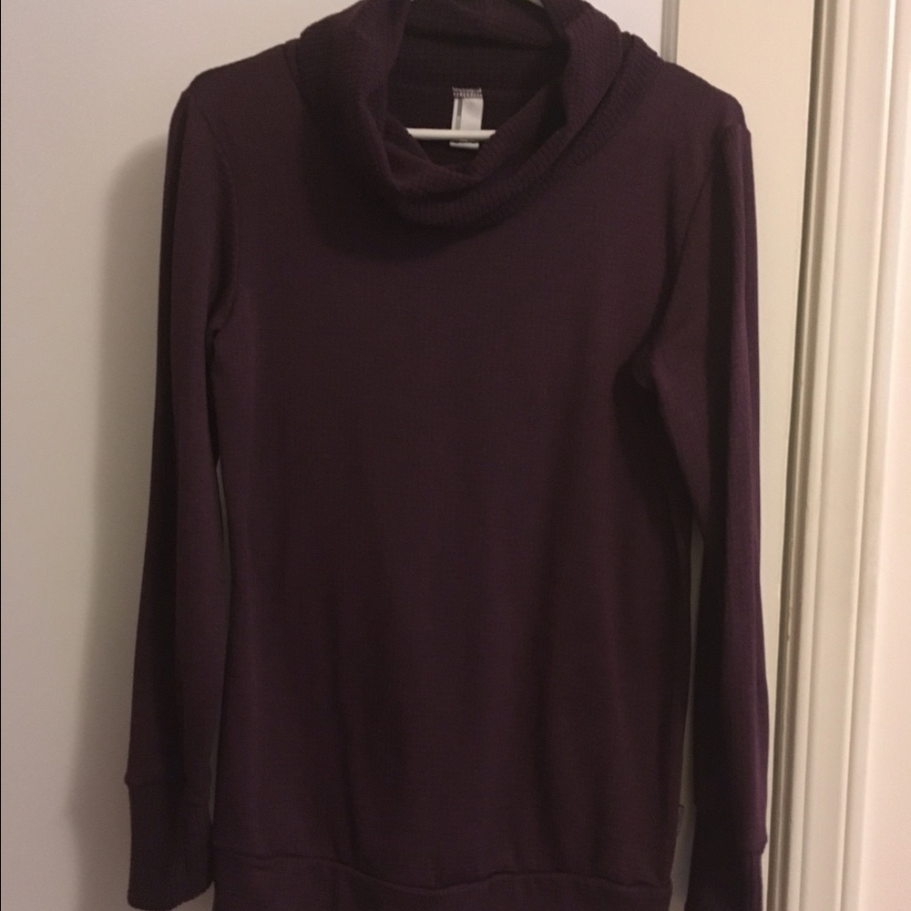 Modern purple turtleneck sweater to keep you warm