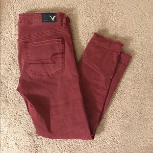 Size 4 maroon cropped jeggings. Never worn!