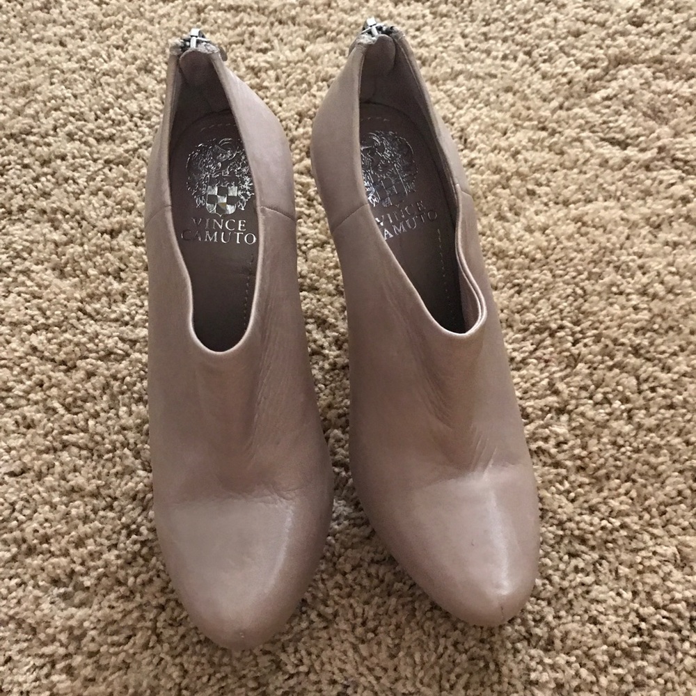 Vince Camuto Elvin bootie