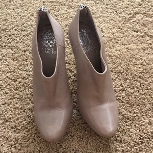 Vince Camuto Elvin bootie