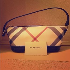 A authentic Burberry bag, baguette style.