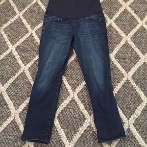 Gap Maternity Resolution Slim Straight Jean