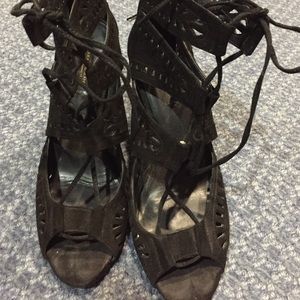 Zara open toe with zippers in back heels