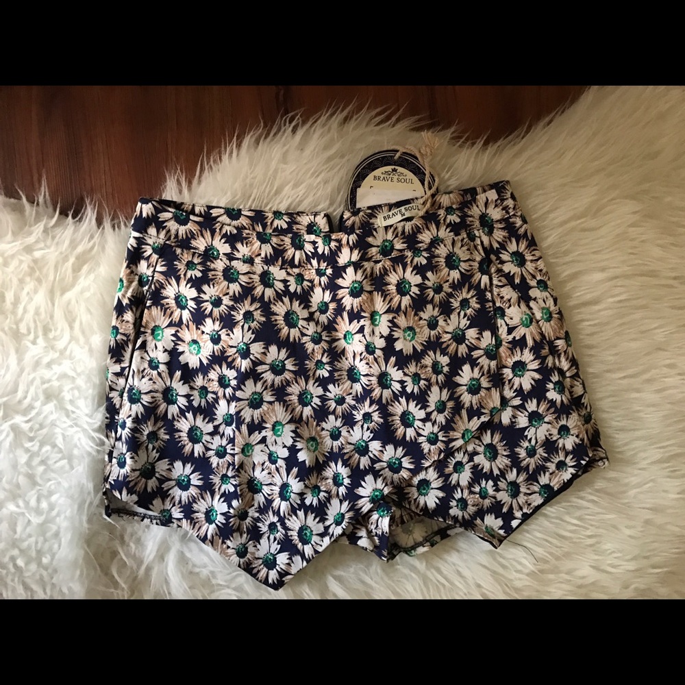 Woven wrap short in clothing,handbag $ accessorie