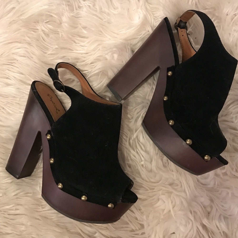 Black heels