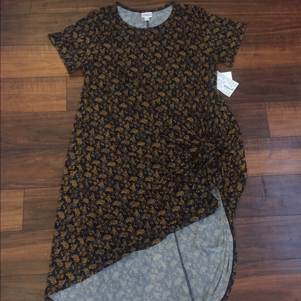 Lularoe Carly