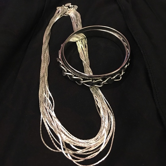 Express Silver Layered Necklace with Dual Bracelet - Picture 2 of 4
