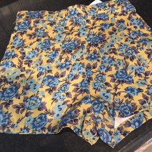 Brand new with tags Novella Royale shorts.