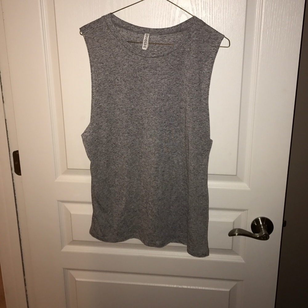 Muscle Tee
