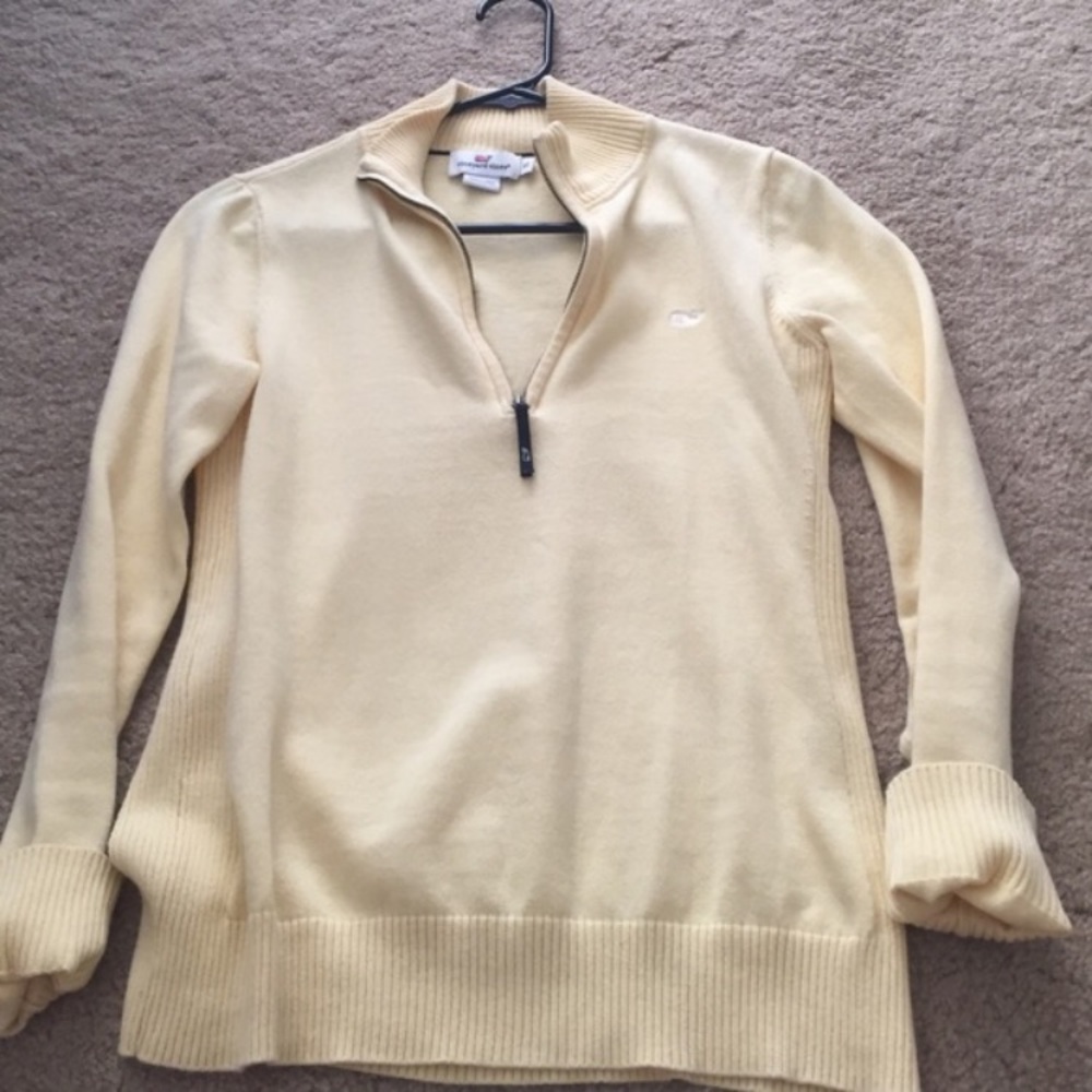 🚫SOLD🚫 Like New yellow quarter-zip 🌼