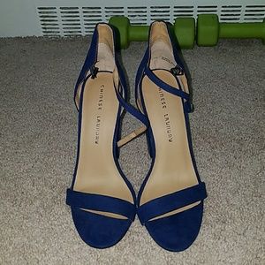 Blue suede heel sandal