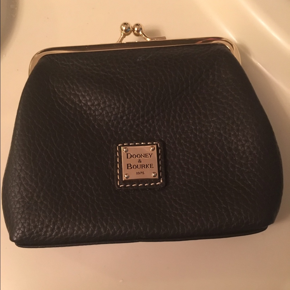 Dooney & bourke coin purse/ wallet...