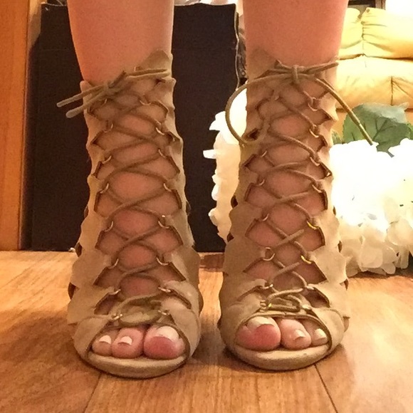 Fashion Nova Shoes - 👠💥HOST PICK 💥👠Fashion nova heels