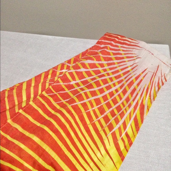 Tie Dye Style Scarf - Picture 3 of 3