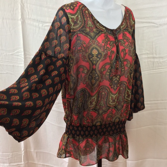 Jones New York Tops - NWOT🌹Gorgeous Flattering Semi-Shear Top🌹