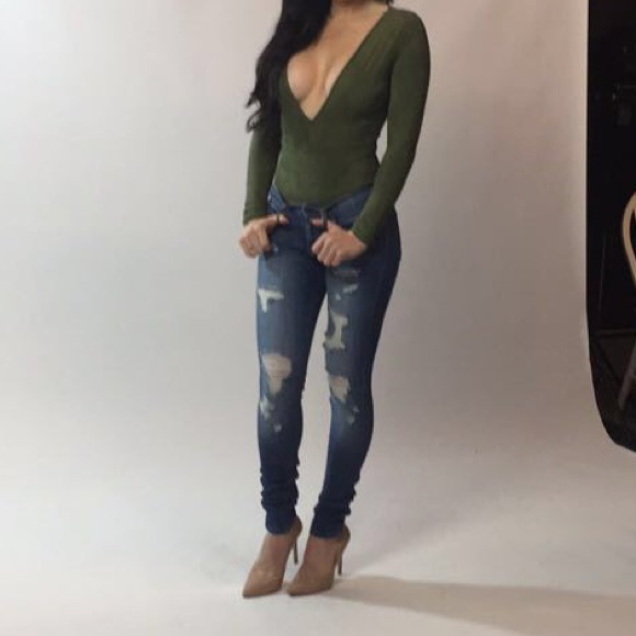 🚨🚨Last Pair/SZ 11🚨🚨Distressed Denim Jeans - Picture 4 of 4