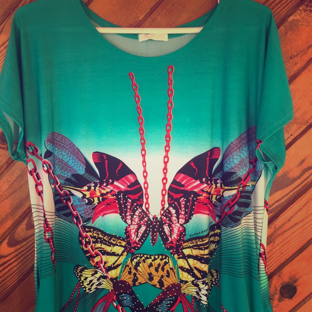 Lg Tunic green top with butterflies