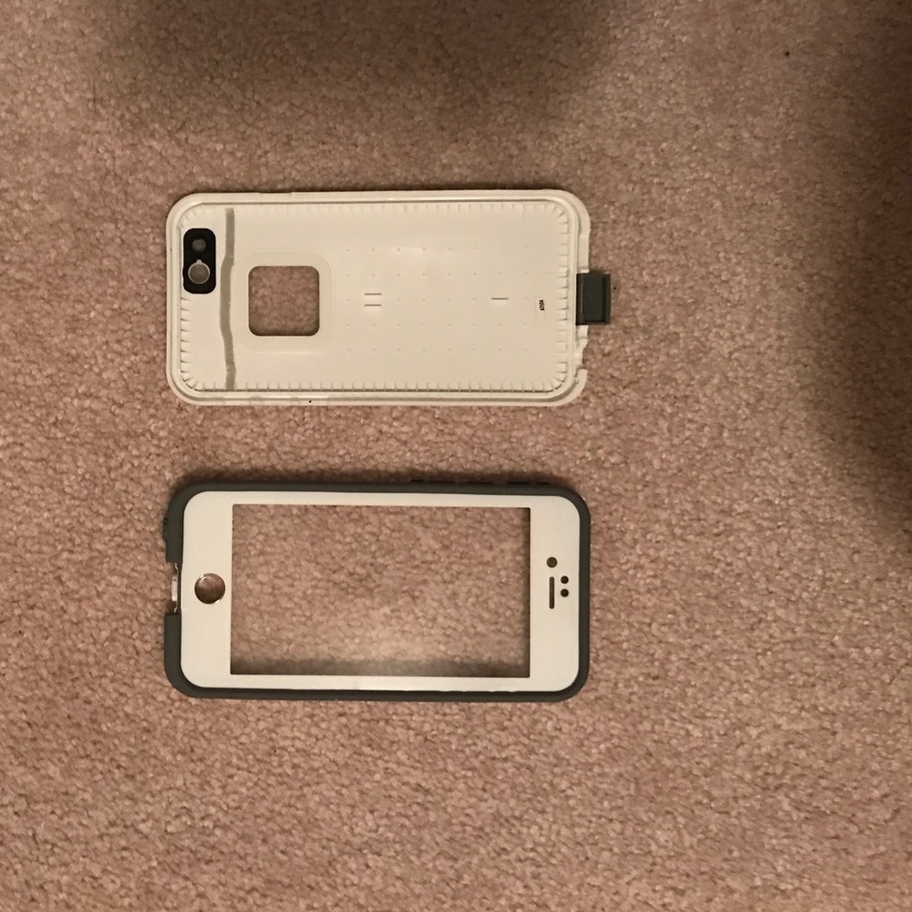 iPhone 6 white and grey lifeproof