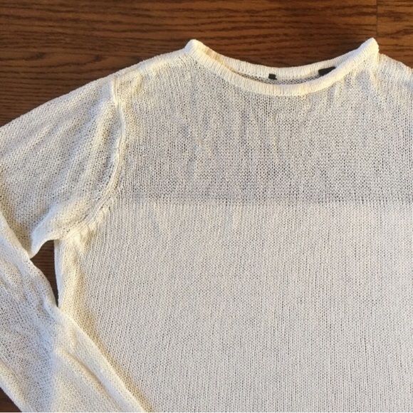 ISDA knit top - Picture 3 of 3