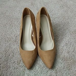 Brown pointed heel
