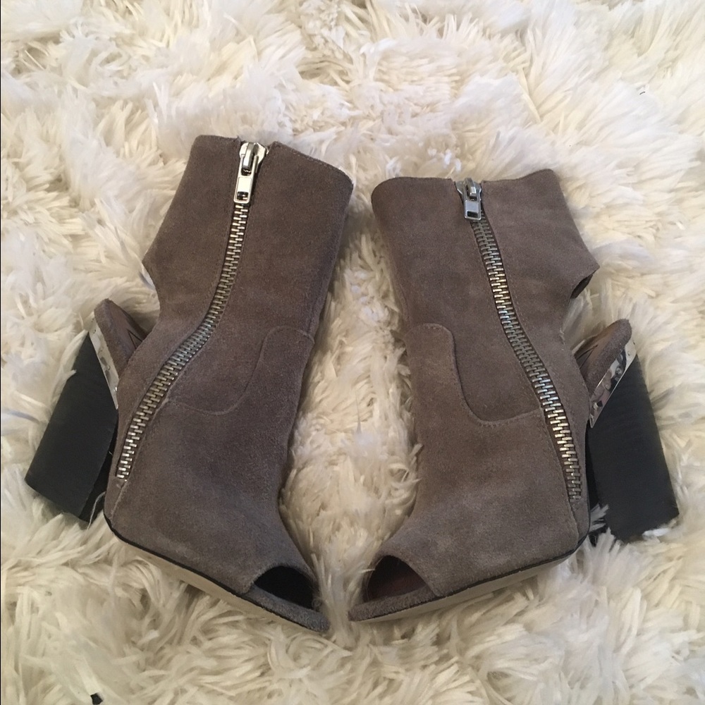LF Mia Limited Edition Ankle Booties