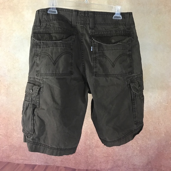 Levi's Tough Stylish Cargo Pants - Picture 2 of 4