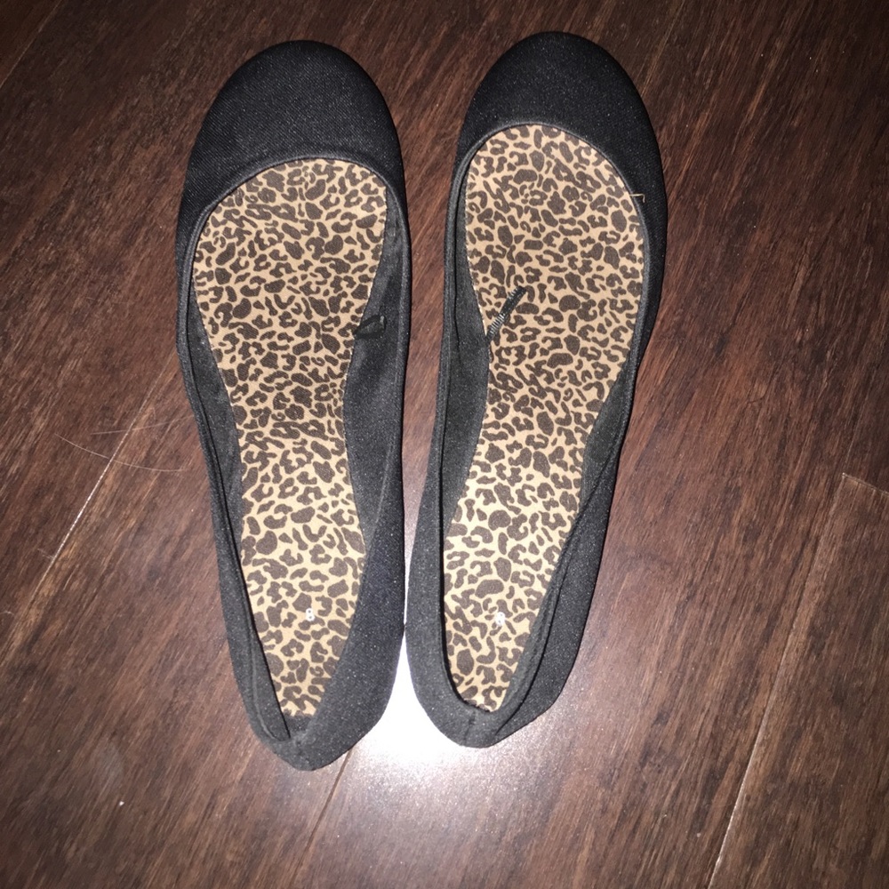 Black Flats!!