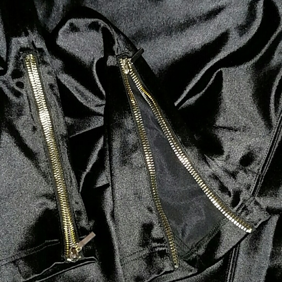 bebe NWOT Bodycon Pants with Gold Zipper Legging - Picture 2 of 4