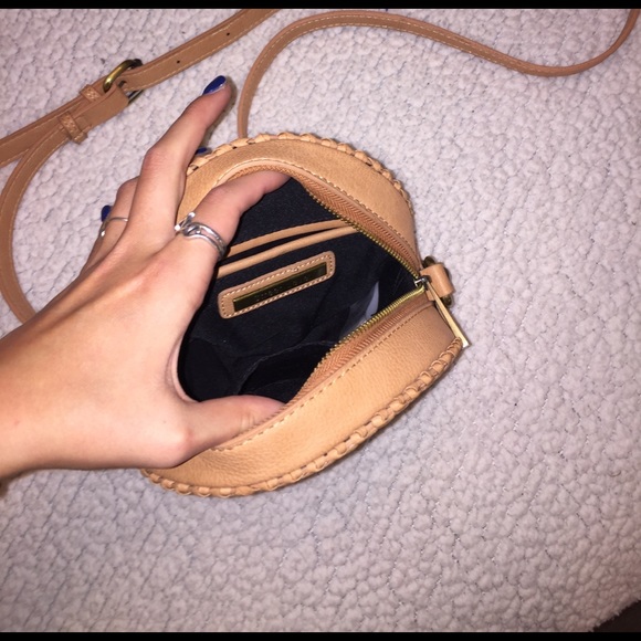 Street level purse (cross body) - Picture 2 of 3