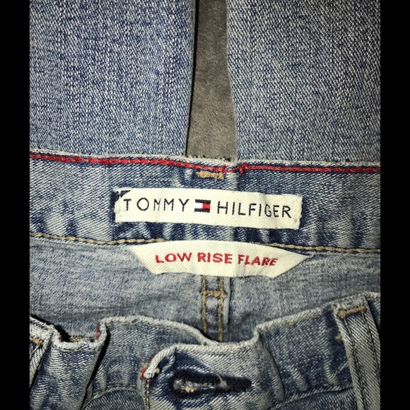 Tommy Hilfiger Jeans - Picture 2 of 3