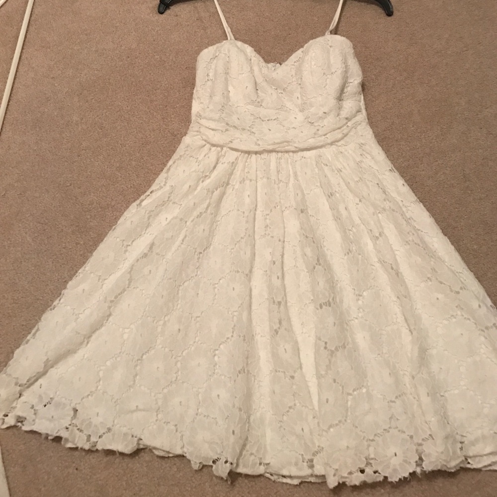 white lace dress
